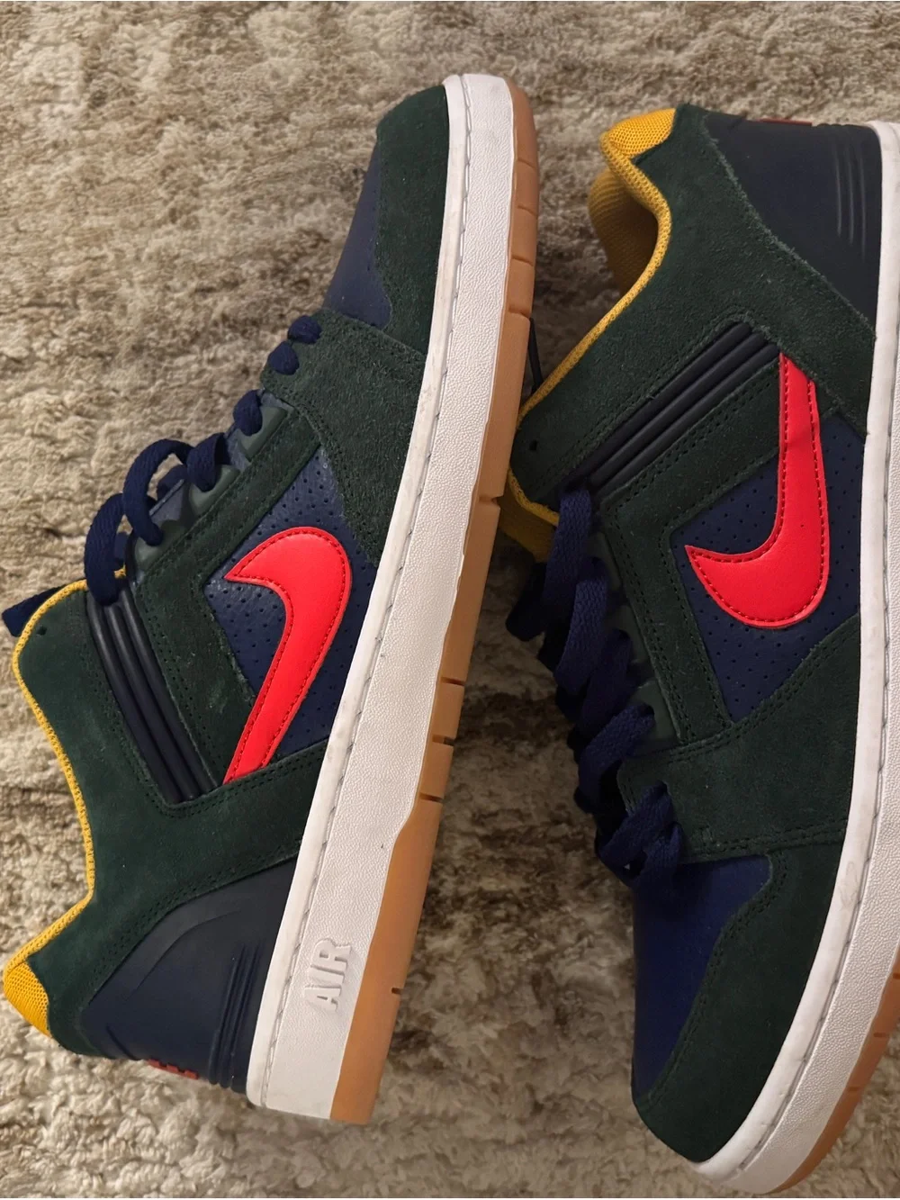 Nike low top